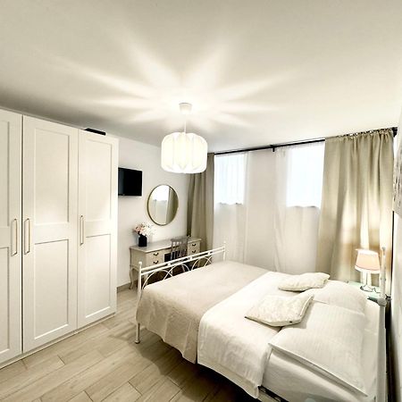Charming Apartment In Split Center Eksteriør billede